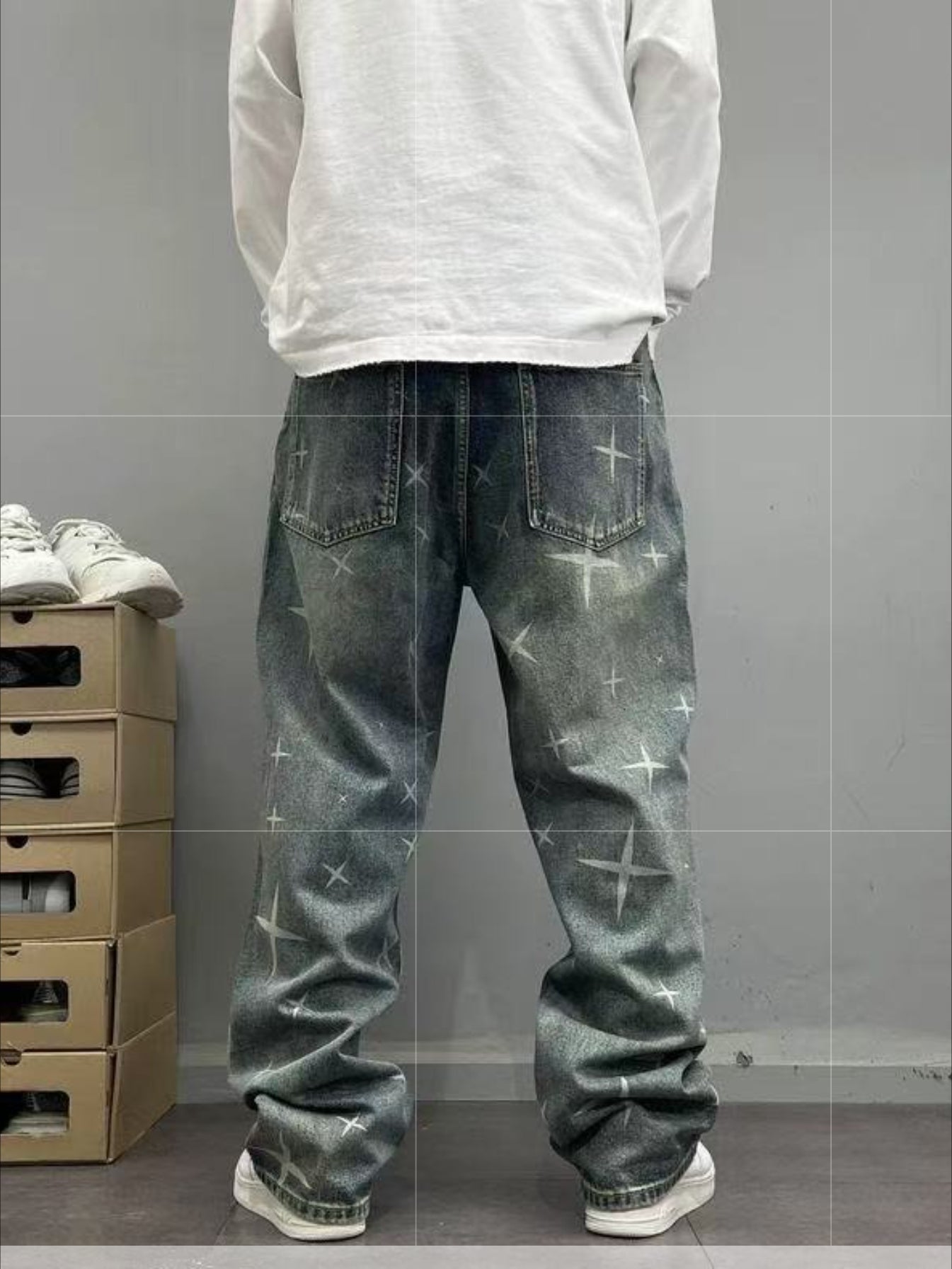 Vintage Star-Print Relaxed Straight-Leg Jeans